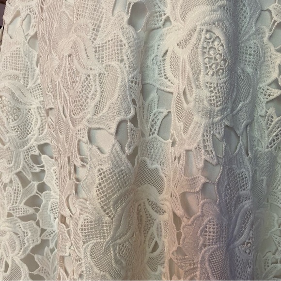 NWT Divine Beauty White Lace Midi Dress With Pockets Size Medium - Picture 8 of 16